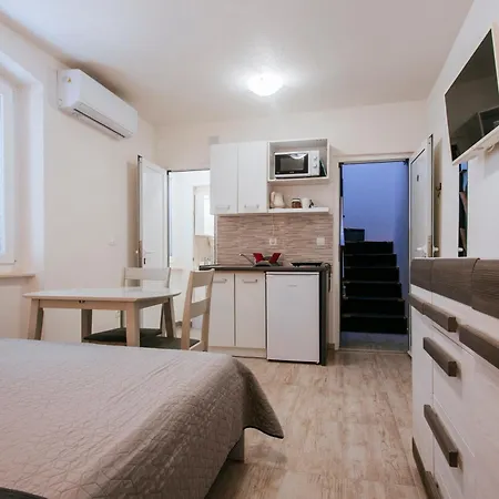 Ema House Appartement