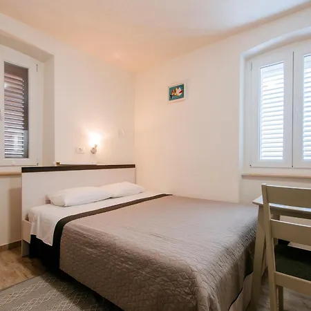 Apartment Ema House